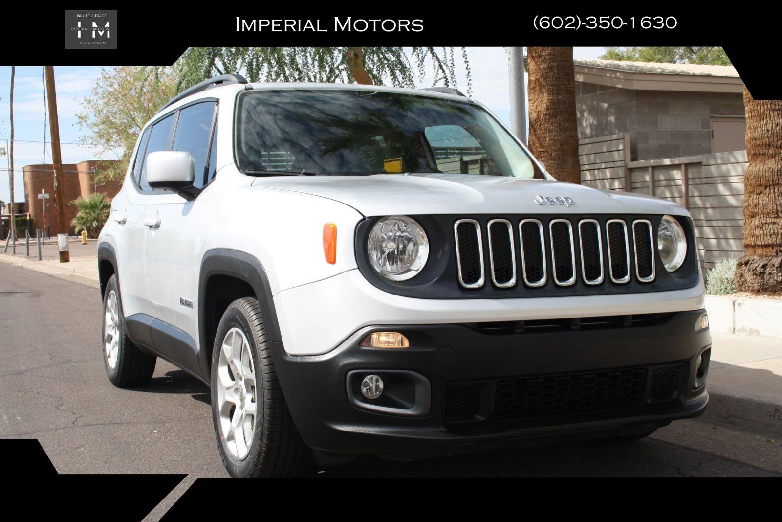 Used 2015 Jeep Renegade Latitude FWD image 1