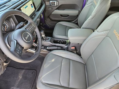 New 2026 Jeep Gladiator Mojave AWD/4WD image 16