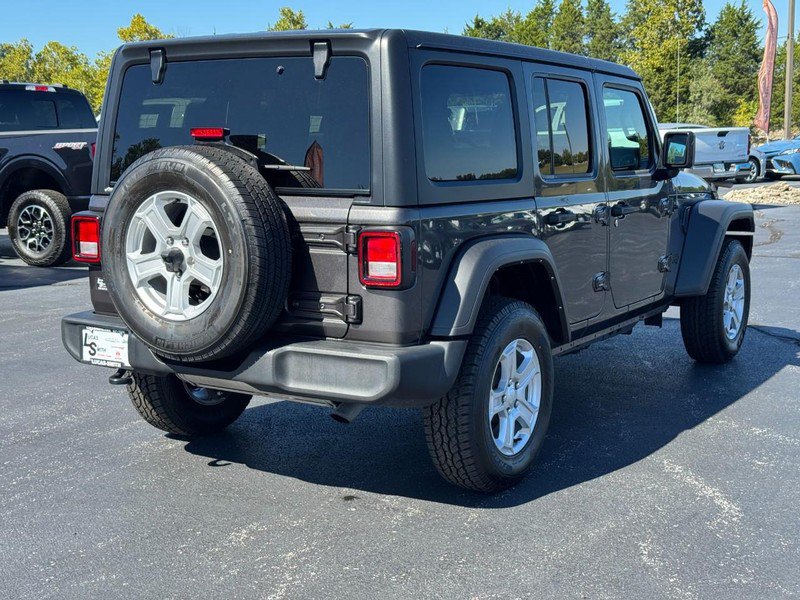 Used 2023 Jeep Wrangler Unlimited Sport AWD/4WD image 3