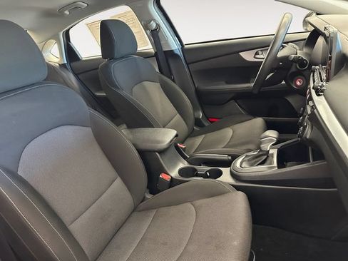 Used 2024 Kia Forte LXS FWD image 15