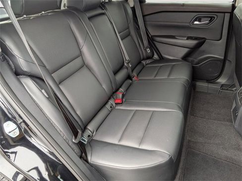 Certified 2023 Nissan Rogue SV w/ SV Premium Package image 31