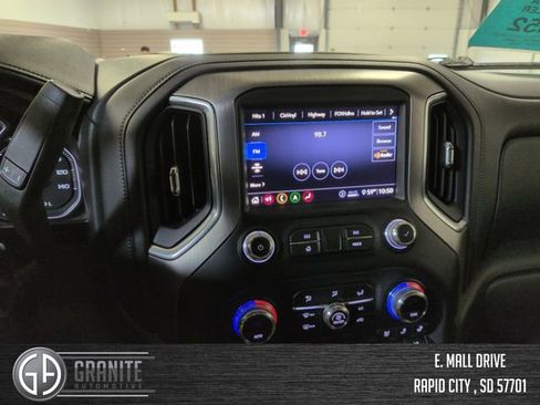 Used 2020 GMC Sierra 1500 Denali w/ Denali Ultimate Package AWD/4WD image 19