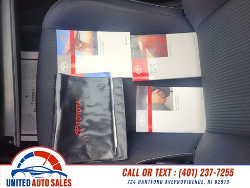 Used 2013 Toyota RAV4 XLE AWD/4WD image 19