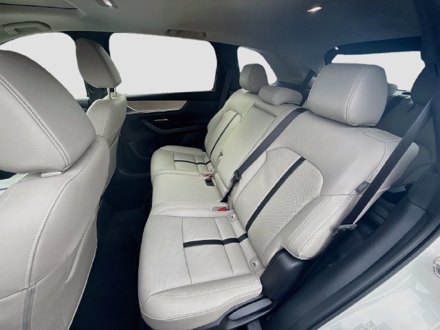 Certified 2024 MAZDA CX-90 3.3 Turbo w/ Preferred Plus AWD/4WD image 28