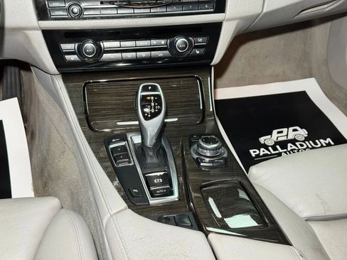Used 2011 BMW 535i Sedan image 31