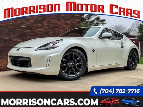 Used 2020 Nissan 370Z Coupe image 1
