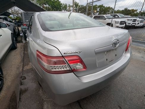 Used 2011 Toyota Camry LE w/ LE Extra-Value Pkg image 13