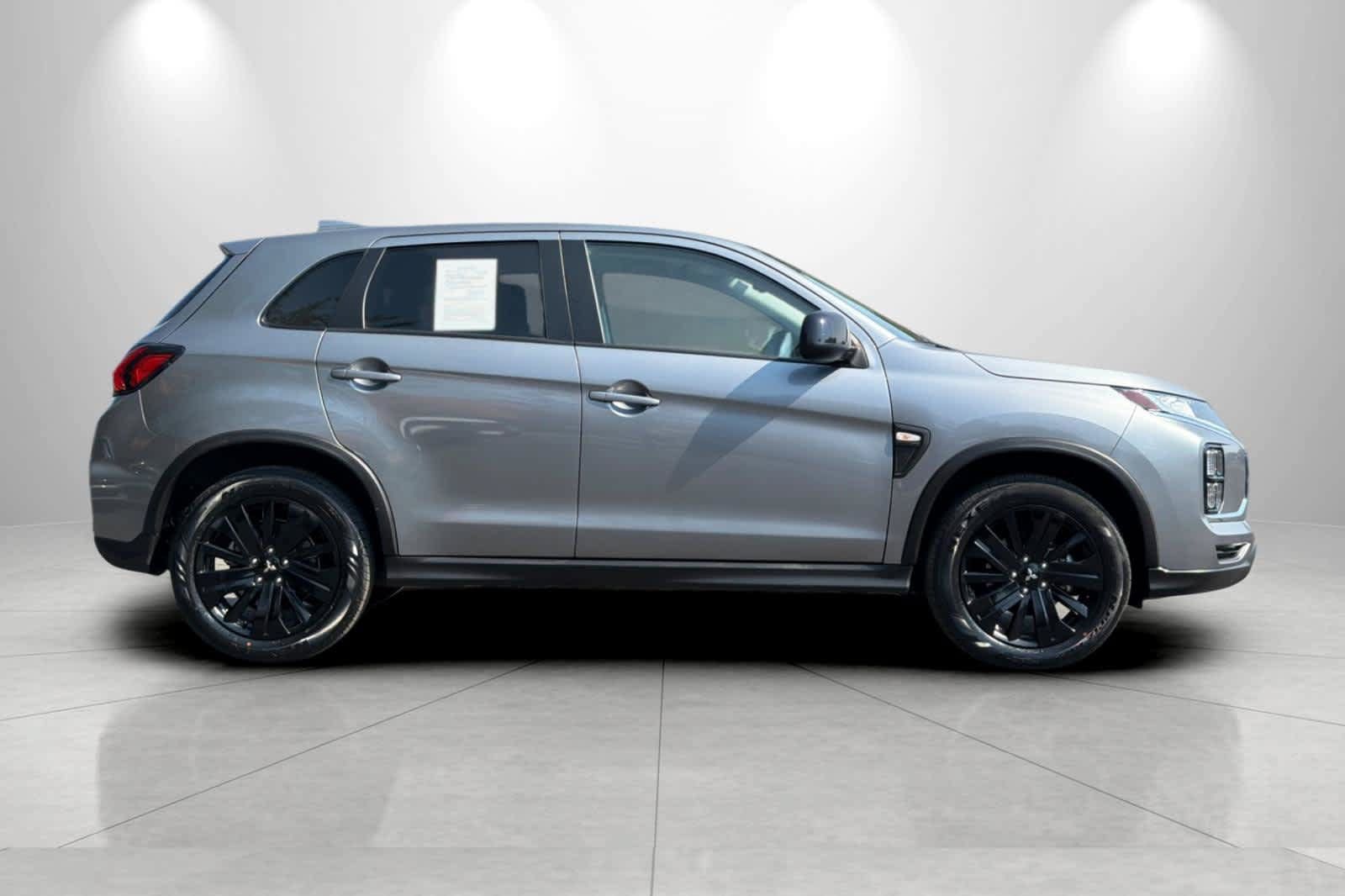 Used 2025 Mitsubishi Outlander Sport LE AWD/4WD image 8