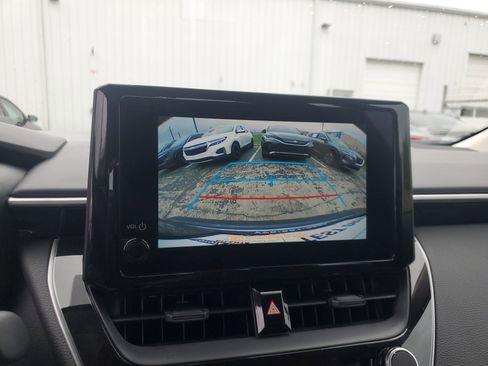 Used 2026 Toyota Corolla LE FWD image 23