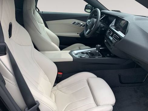Used 2026 BMW Z4 M40i w/ Premium Package RWD image 13