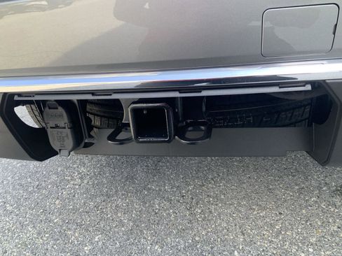 New 2025 Chevrolet Tahoe LT w/ Comfort Package image 36