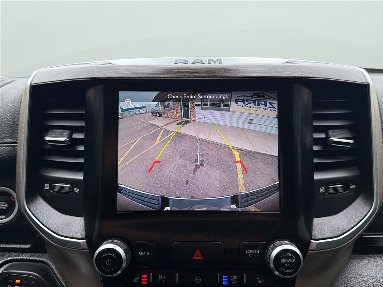 Used 2019 RAM 1500 Laramie AWD/4WD image 34
