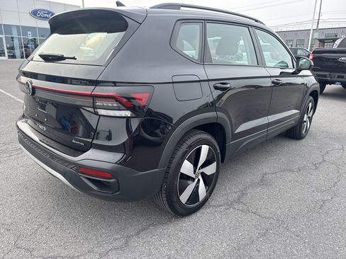 Used 2025 Volkswagen Taos S AWD/4WD image 3