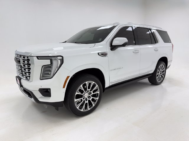 Used 2026 GMC Yukon Denali w/ Sun & Power Step Package RWD image 5