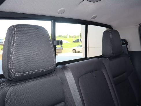 Used 2022 Nissan Frontier SV RWD image 35