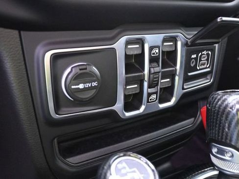 Used 2021 Jeep Gladiator Sport AWD/4WD image 35