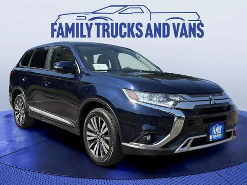 Used 2020 Mitsubishi Outlander SE AWD/4WD image 7