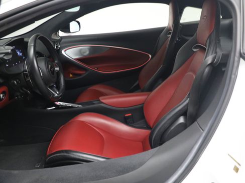 Used 2023 McLaren Artura RWD image 23