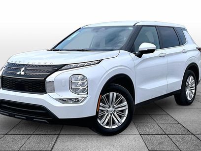 Used 2024 Mitsubishi Outlander ES