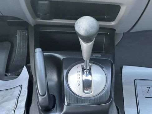 Used 2011 Honda Civic DX-VP image 15