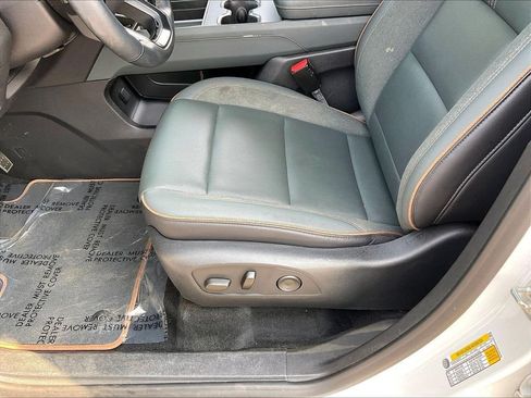 Used 2024 GMC Acadia AT4 AWD/4WD image 36