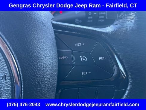 Used 2017 Jeep Renegade Altitude AWD/4WD image 48