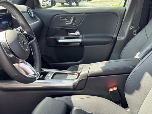 Used 2026 Mercedes-Benz GLA 250 w/ Exclusive Package image 14