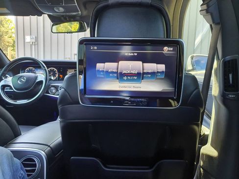 Used 2017 Mercedes-Benz S 550 4MATIC Sedan image 97