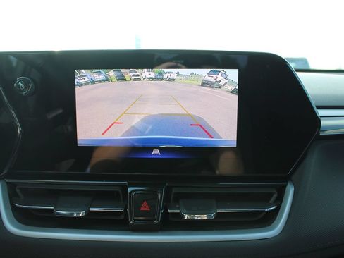 Used 2025 Chevrolet TrailBlazer LT w/ Convenience Package FWD image 56