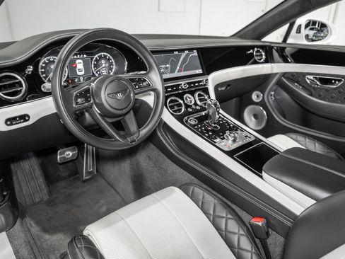 Certified 2021 Bentley Continental GT image 18