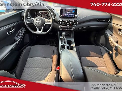 Used 2025 Nissan Sentra SV FWD image 10