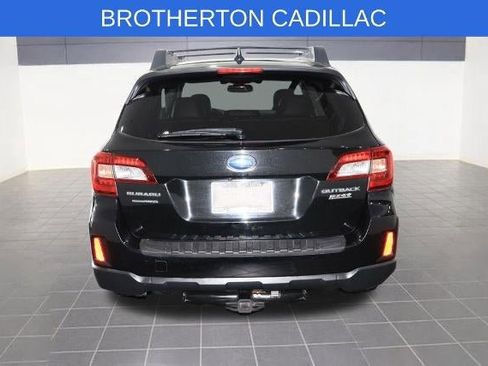 Used 2016 Subaru Outback 2.5i Limited AWD/4WD image 4