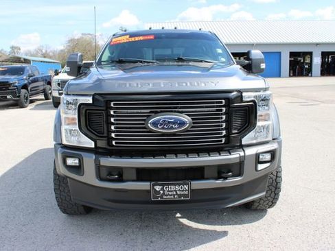 Used 2022 Ford F450 XLT w/ FX4 Off-Road Package image 2