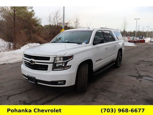 Used 2020 Chevrolet Suburban Premier image 3