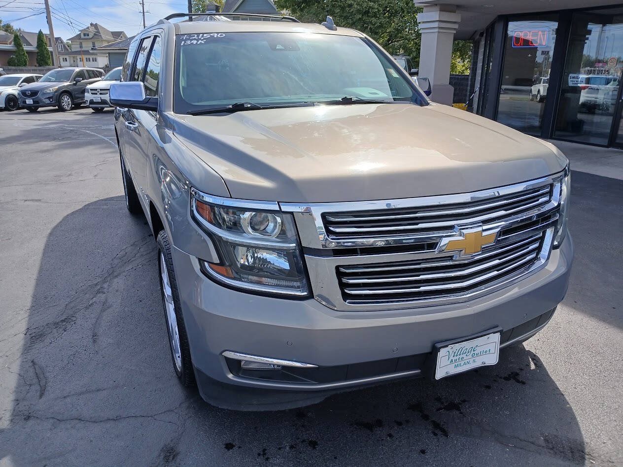 Used 2017 Chevrolet Suburban Premier AWD/4WD image 19