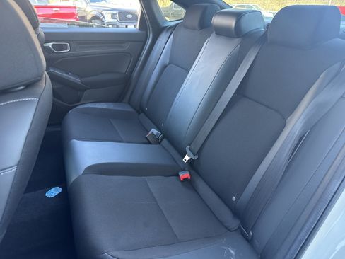 Used 2023 Honda Civic Sport image 9