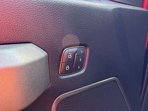 Used 2019 Ford F150 Raptor w/ Equipment Group 802A Luxury image 11