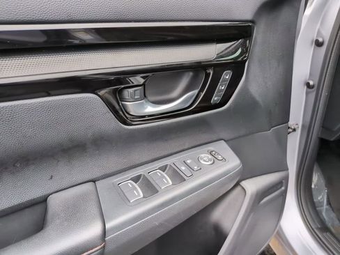 Used 2025 Honda CR-V Sport Touring image 18