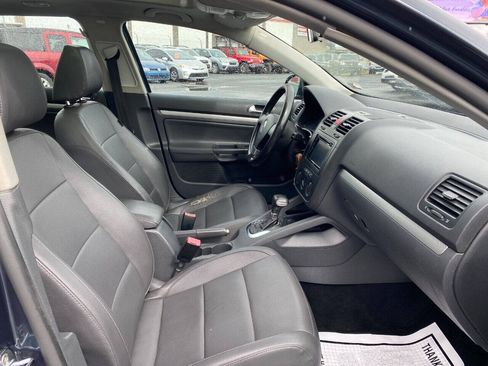 Used 2009 Volkswagen Jetta TDI FWD image 26