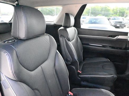 Used 2025 Hyundai Palisade SEL FWD image 32