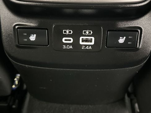 Used 2023 Subaru Outback Limited image 23