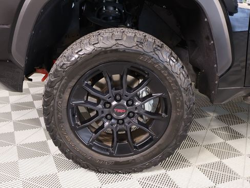 Used 2023 Toyota Tundra SR5 w/ SR5 Convenience Package AWD/4WD image 16