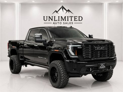 Used 2025 GMC Sierra 3500 Denali Ultimate AWD/4WD image 1