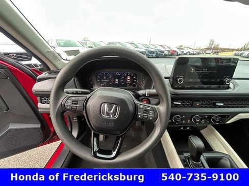 Certified 2025 Honda Accord SE image 16