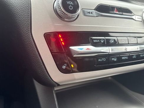 Used 2023 Ford Explorer XLT w/ Equipment Group 202A image 27