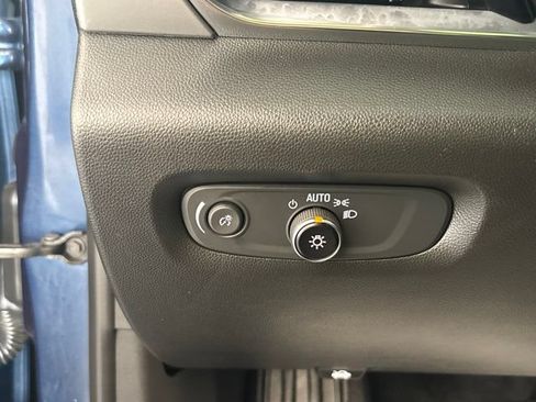 Used 2022 Chevrolet Traverse LT AWD/4WD image 13