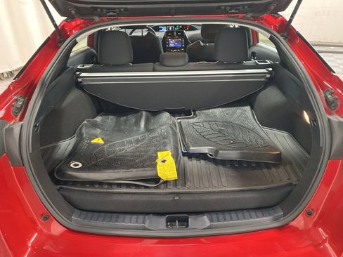 Used 2020 Toyota Prius Prime LE image 27