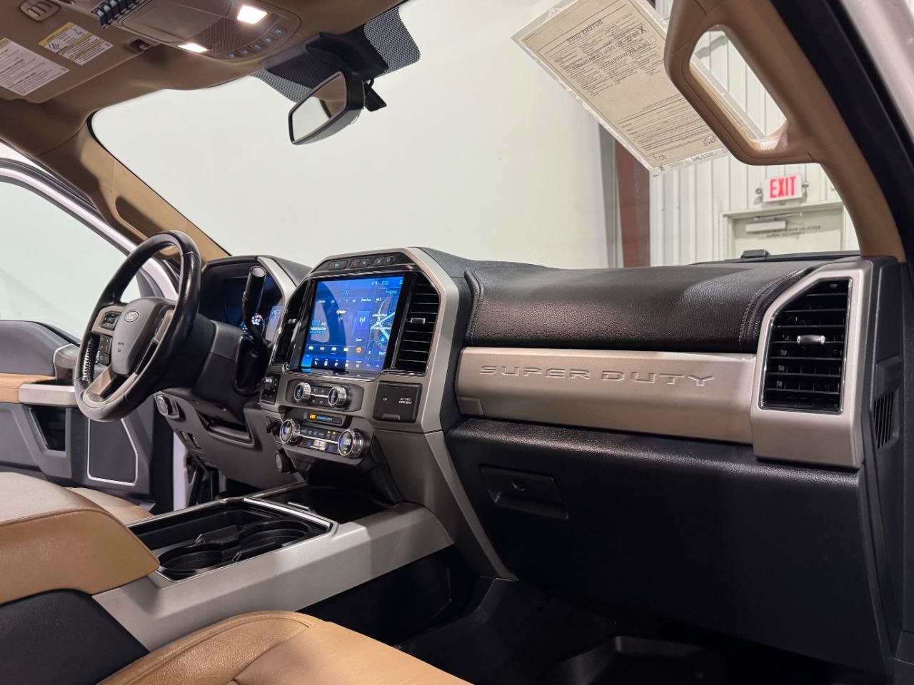 Used 2022 Ford F350 Lariat w/ Lariat Ultimate Package AWD/4WD image 11