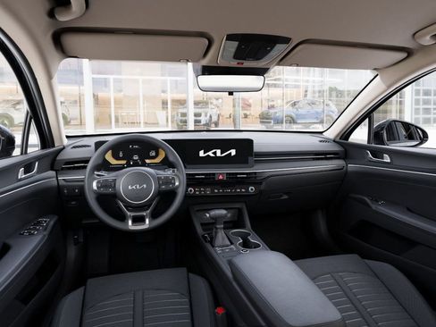 New 2026 Kia K5 LXS image 15