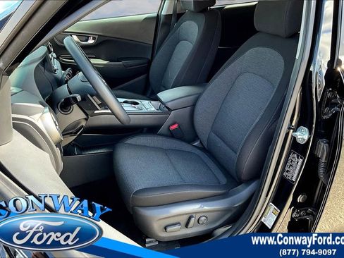 Used 2023 Hyundai Kona SE image 22